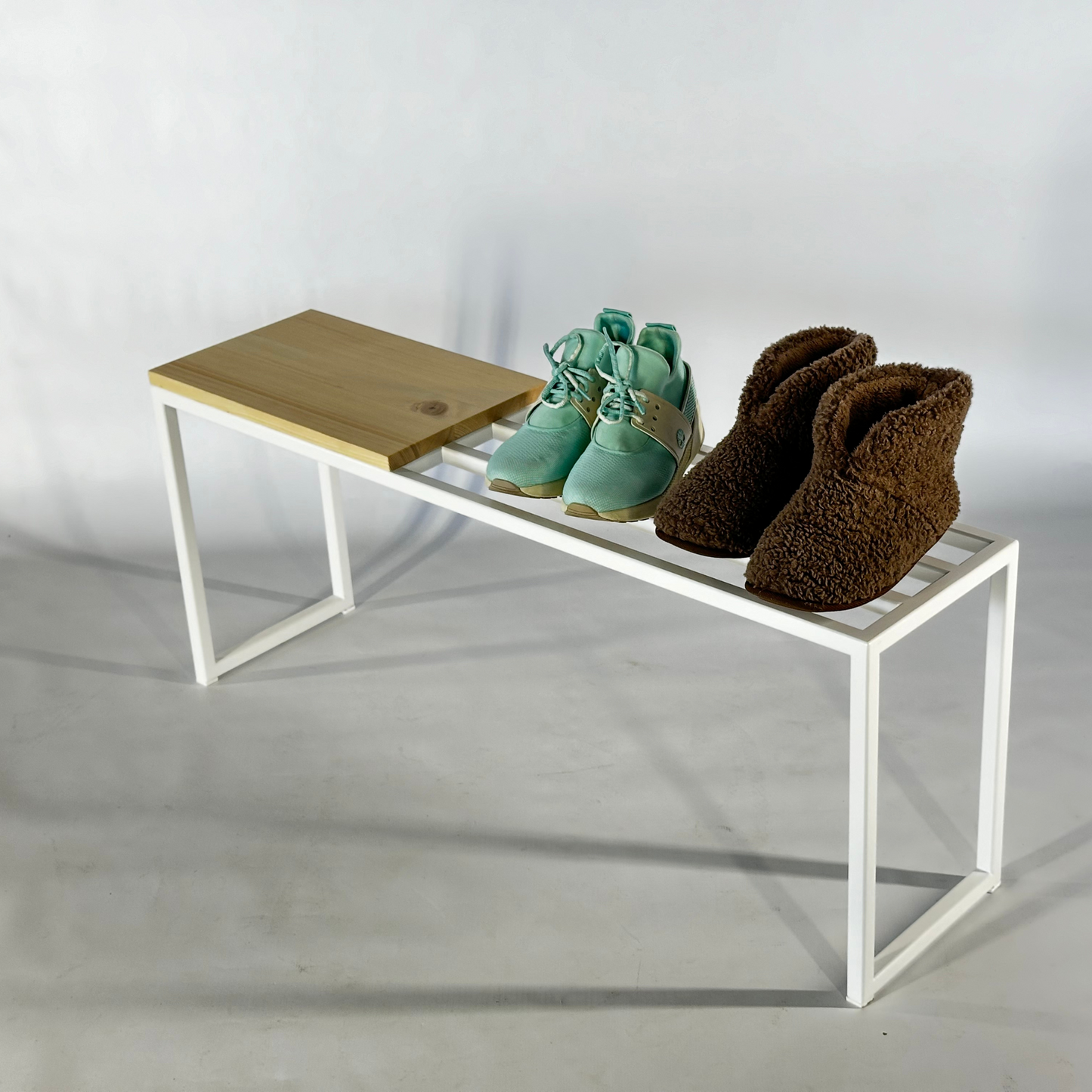 Shoe Stand - BOOT WHITE