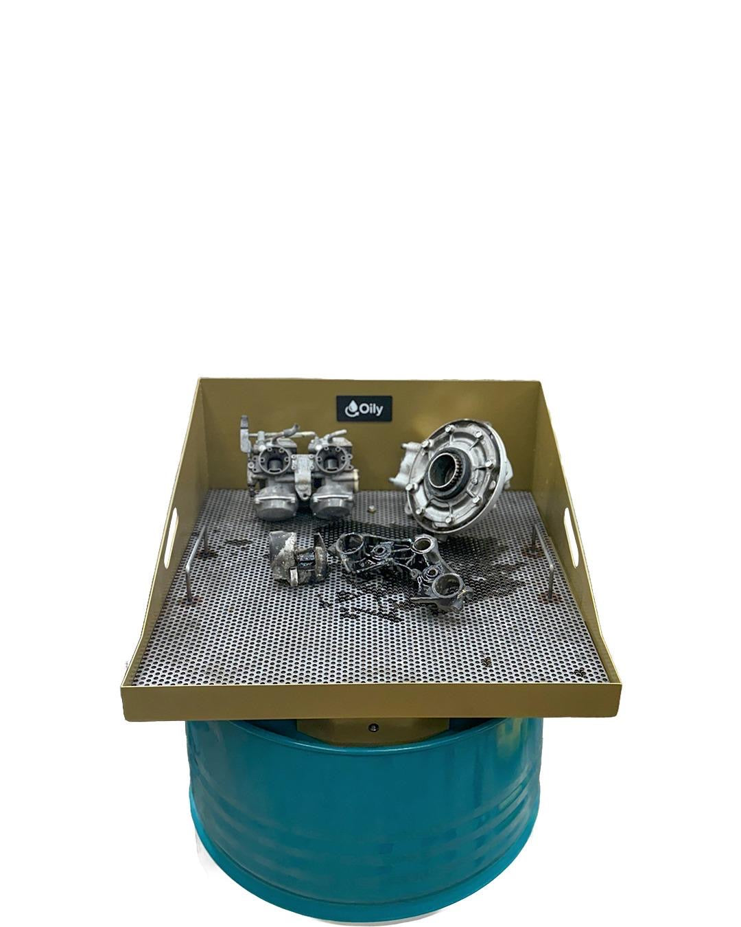 Heavy-Duty Metal Oil Drip Tray for Car Parts – OILY