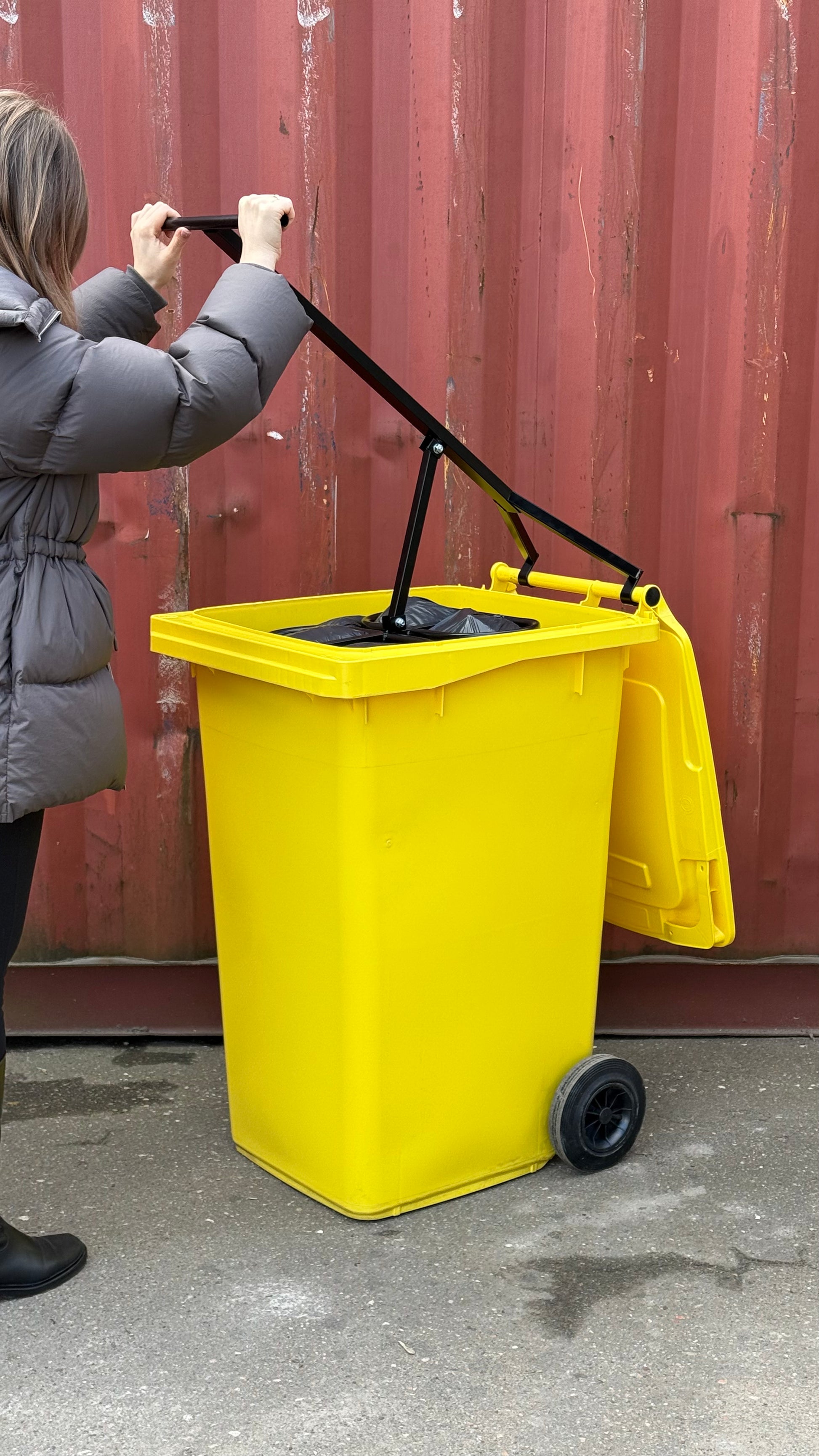 Side view with black Manual Metal Trash Compactor - PRESS