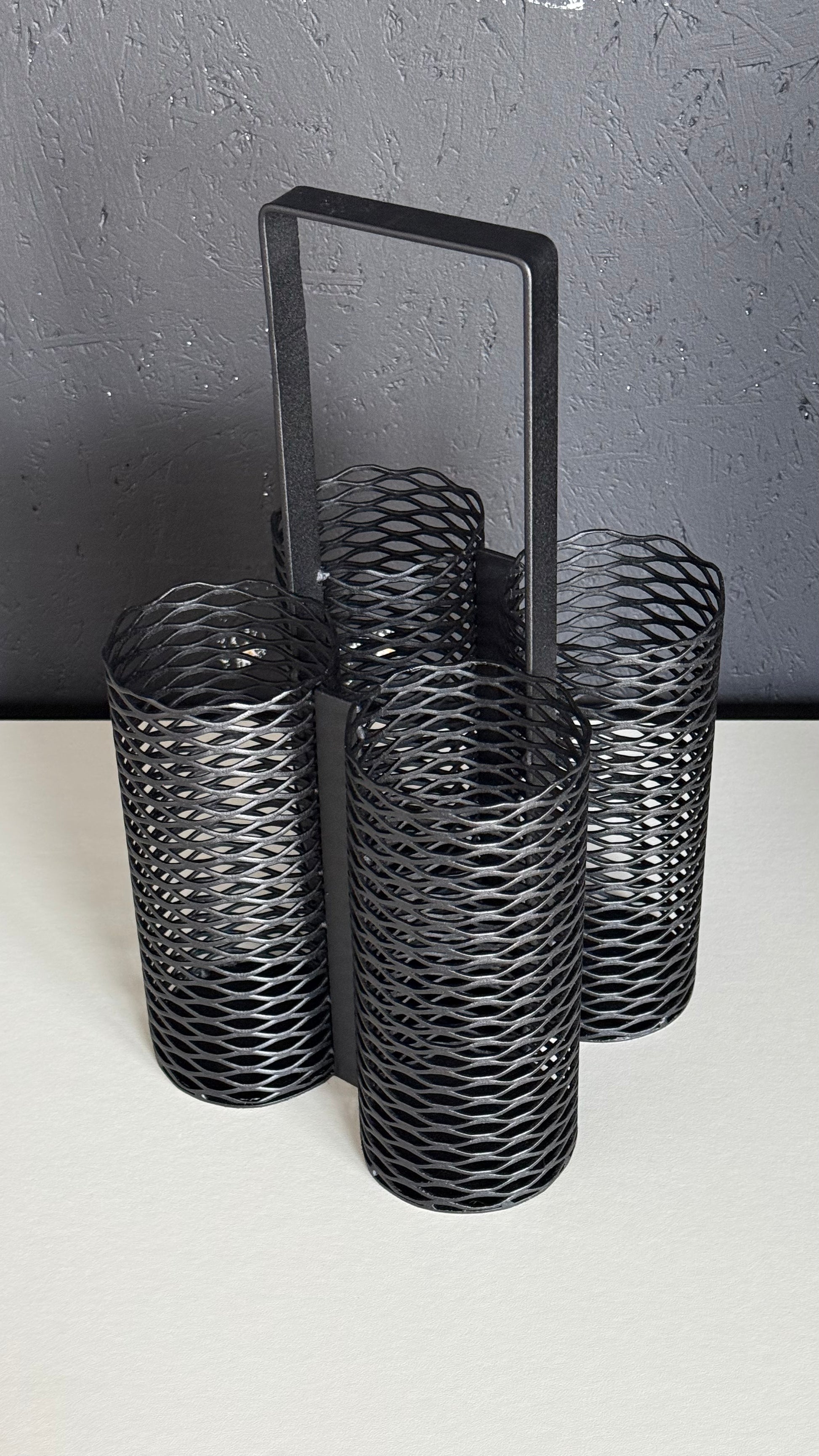 Top view of Metal Wine Basket - CARRY